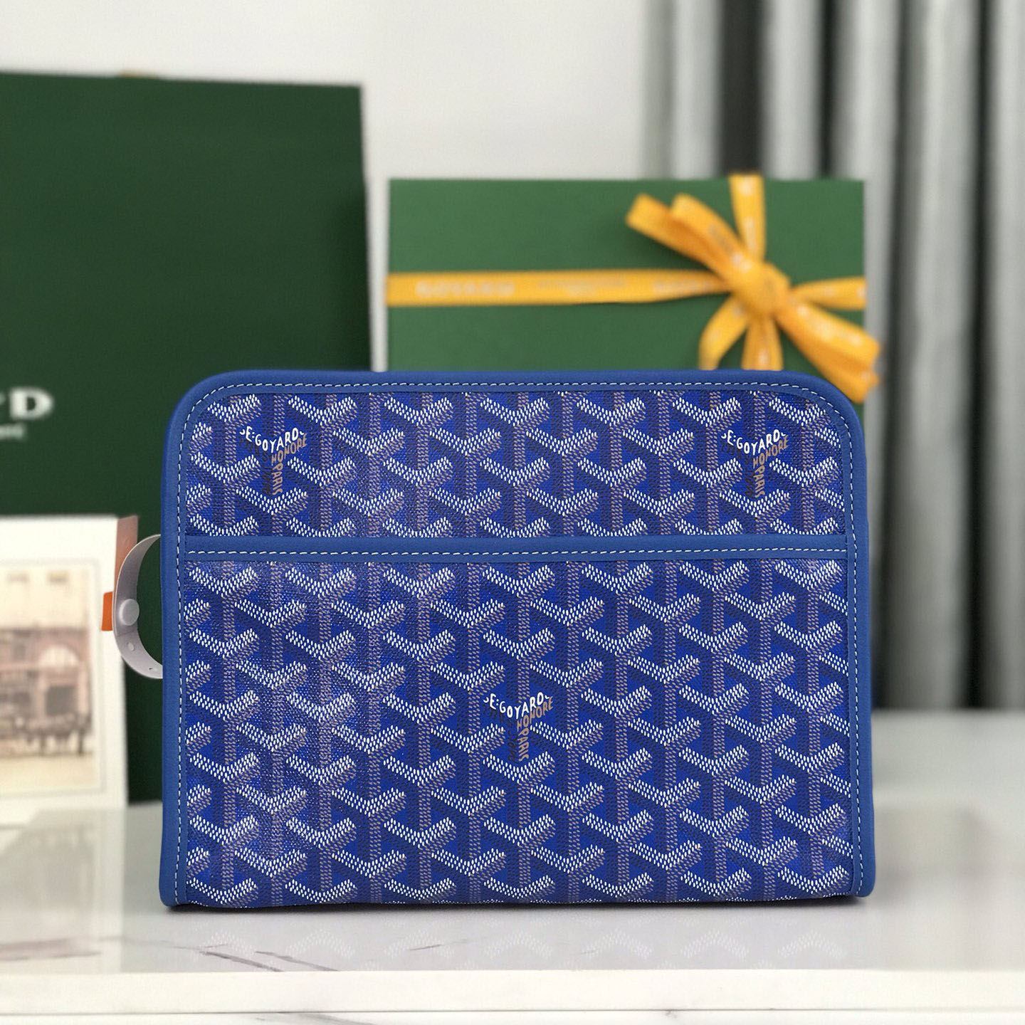 Go*ard cosmetic bags